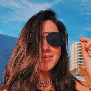 Meet your Posher, Liz